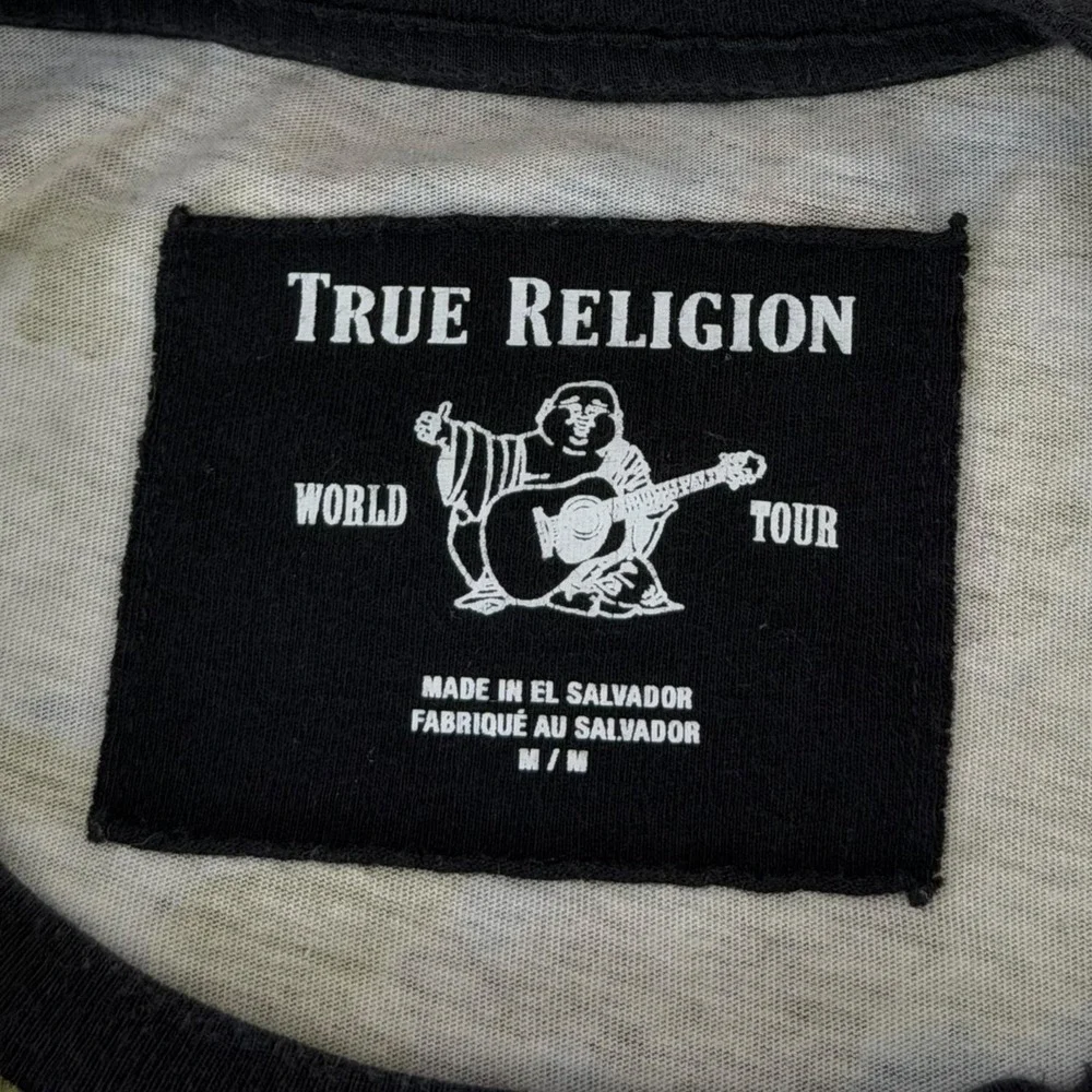 True Religion show off